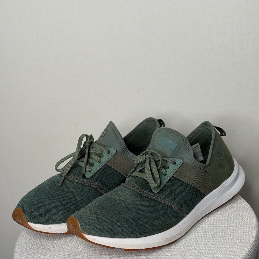 New Balance FuelCore Nergize Green Sneakers unisex Men’s 10 / Women’s 8(B87)✨